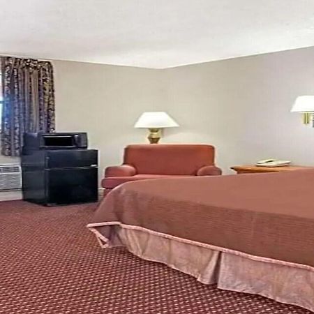 Airport Inn Тампа Екстер'єр фото