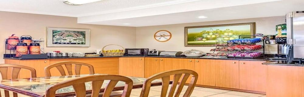 Airport Inn Тампа Екстер'єр фото
